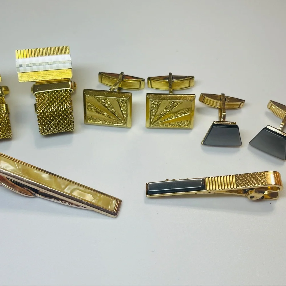 Lot of Vintage Men's Cufflinks And Tie Bars Assorted Gold Tone Dad Father’s Day